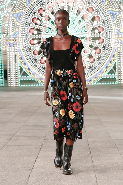 Look 35